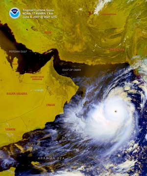 Satellite image of Tropical Cyclone Gonu on June 4, 2007